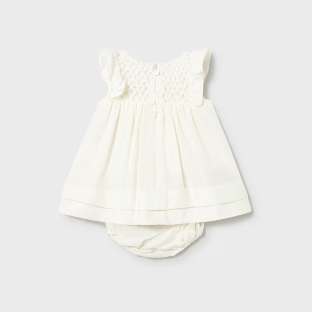 0fb35c09be9485562dc2e2399e50170c